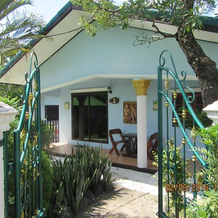 Ryans Resort Prasat Exterior photo