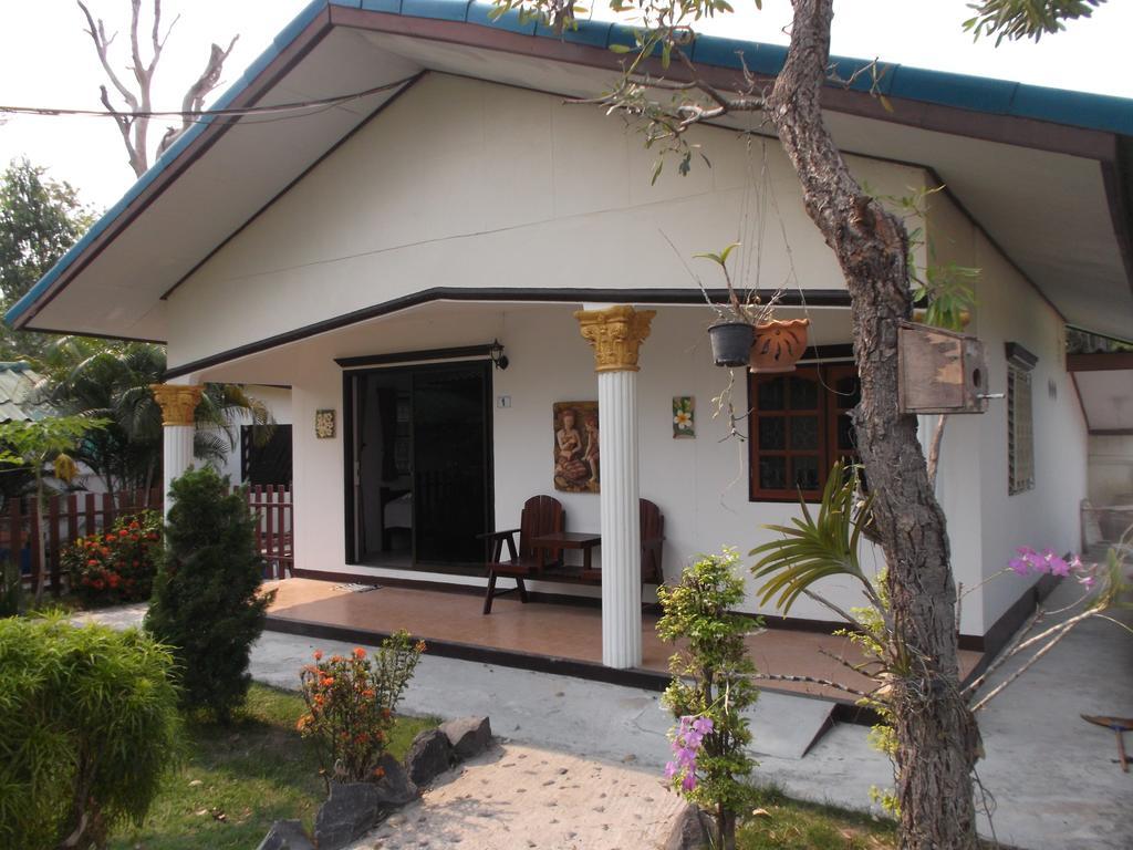 Ryans Resort Prasat Exterior photo